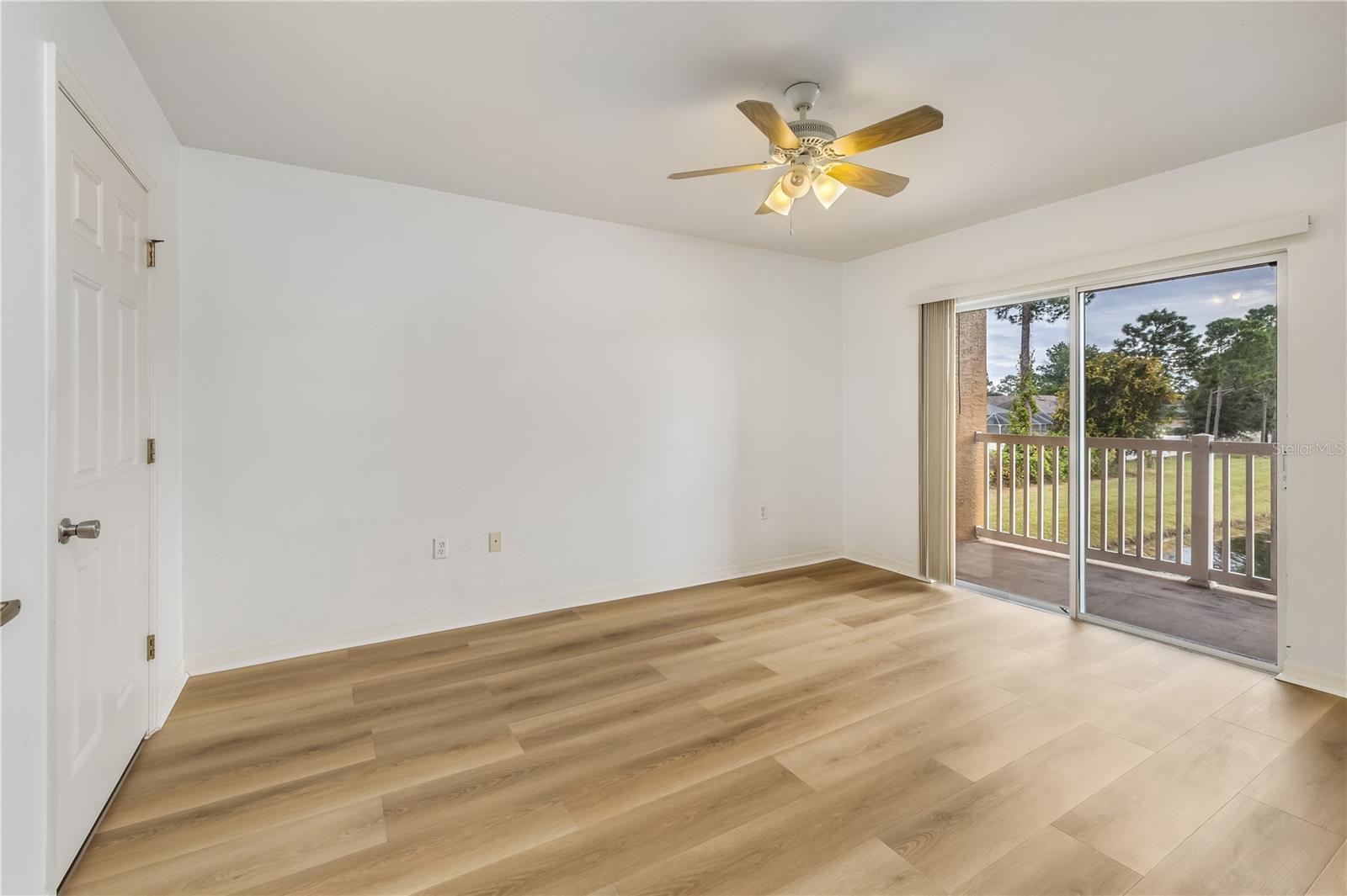 PALM POINTE I CONDO PH I - Residential