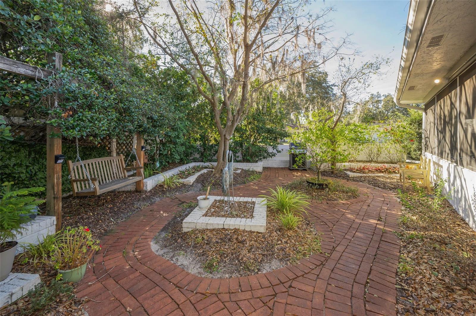 ANCHORAGE OF TARPON LAKE UNIT THREE THE - Residential