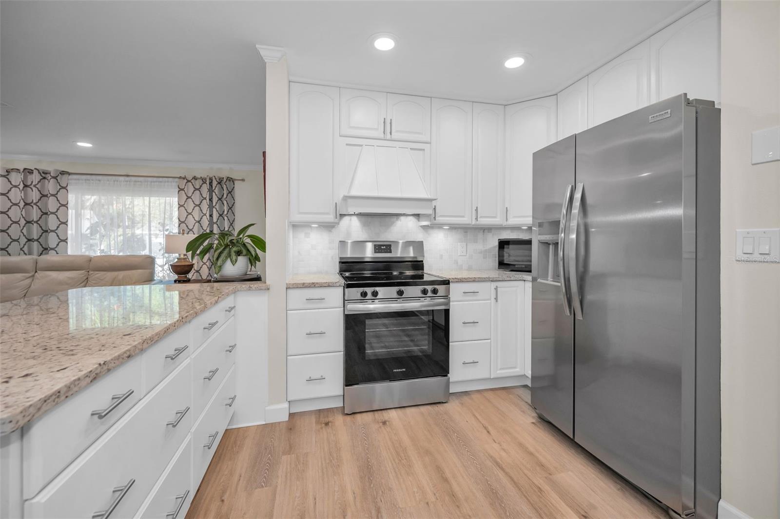 ANCHORAGE OF TARPON LAKE UNIT THREE THE - Residential