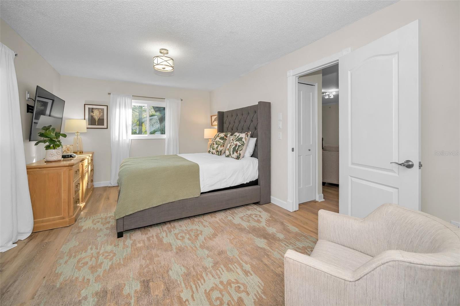 ANCHORAGE OF TARPON LAKE UNIT THREE THE - Residential