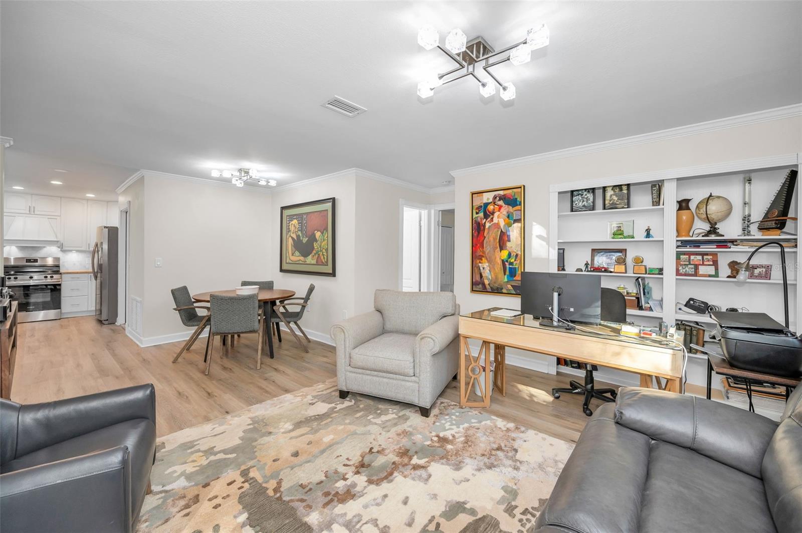 ANCHORAGE OF TARPON LAKE UNIT THREE THE - Residential