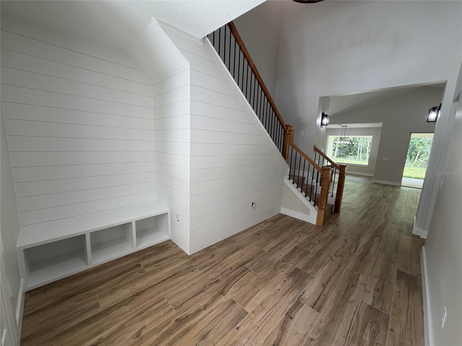 LAKE HARNEY RANCH ESTATES 3RD SEC - Residential