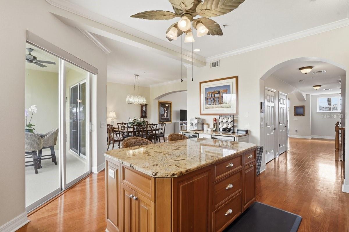 VENETIAN SHORES - Residential