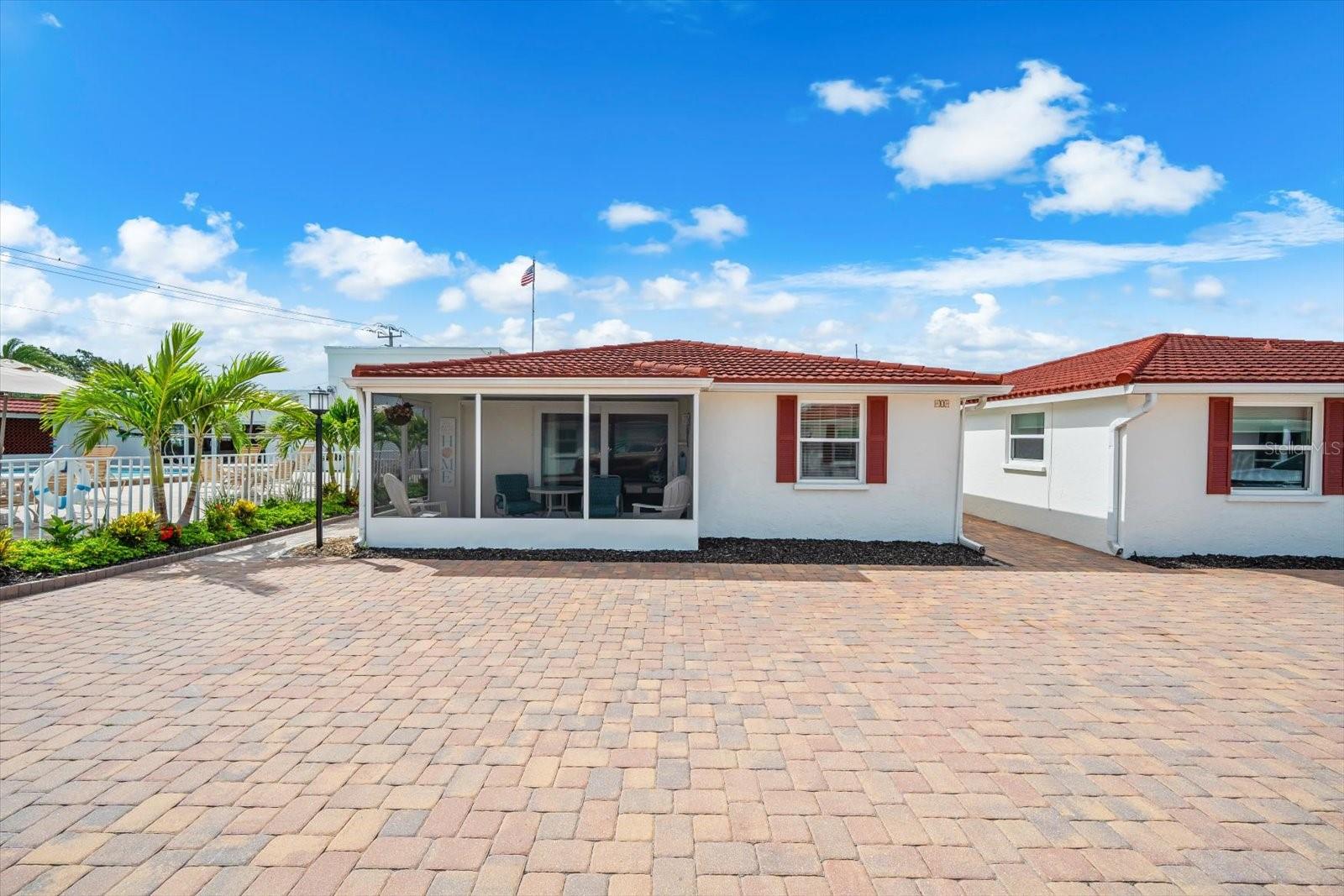 6154 MIDNIGHT PASS ROAD B1