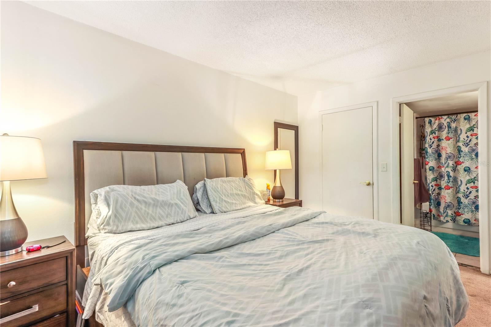 NORTH OAKS CONDO I - Residential