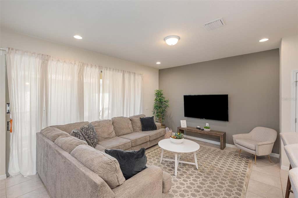 Photo of 9025 Rhodes Street, Kissimmee, FL 34747 (MLS # O6430843)