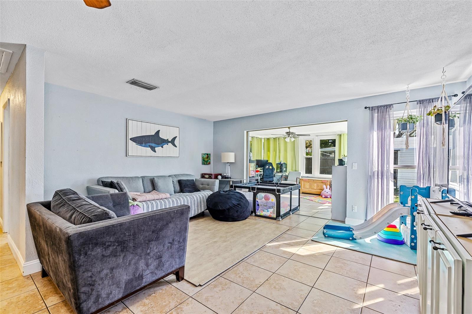 OAK LEA VILLAGE SEC 01 - Residential