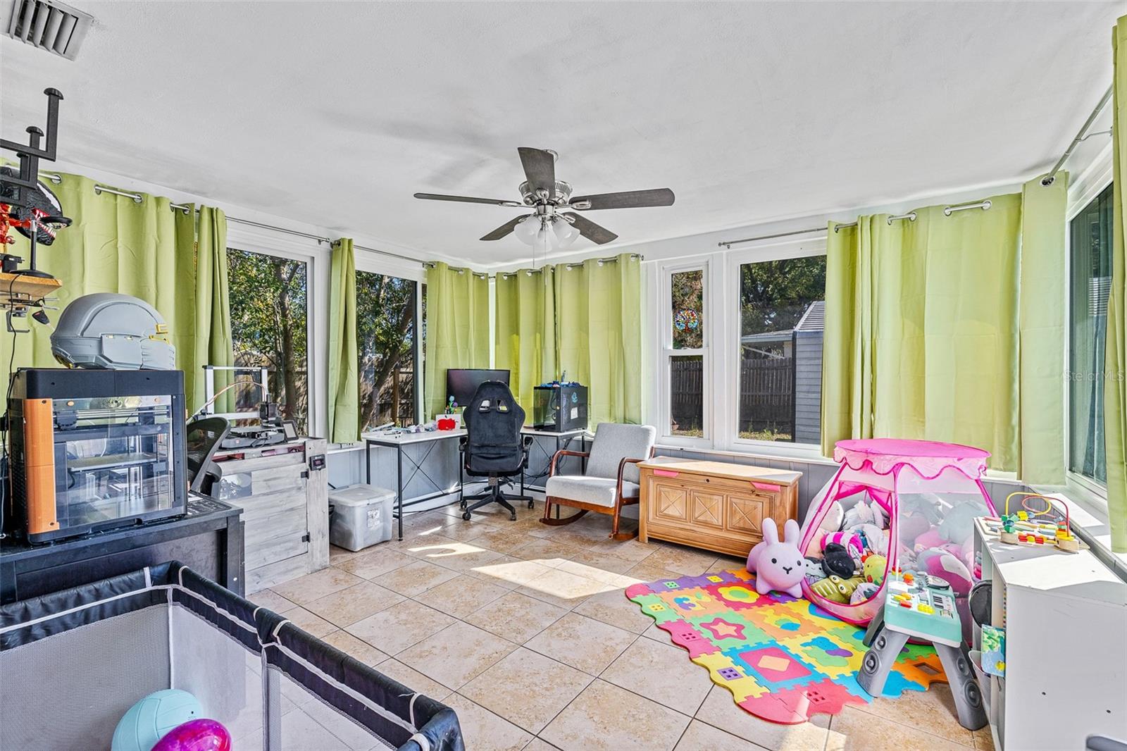 OAK LEA VILLAGE SEC 01 - Residential