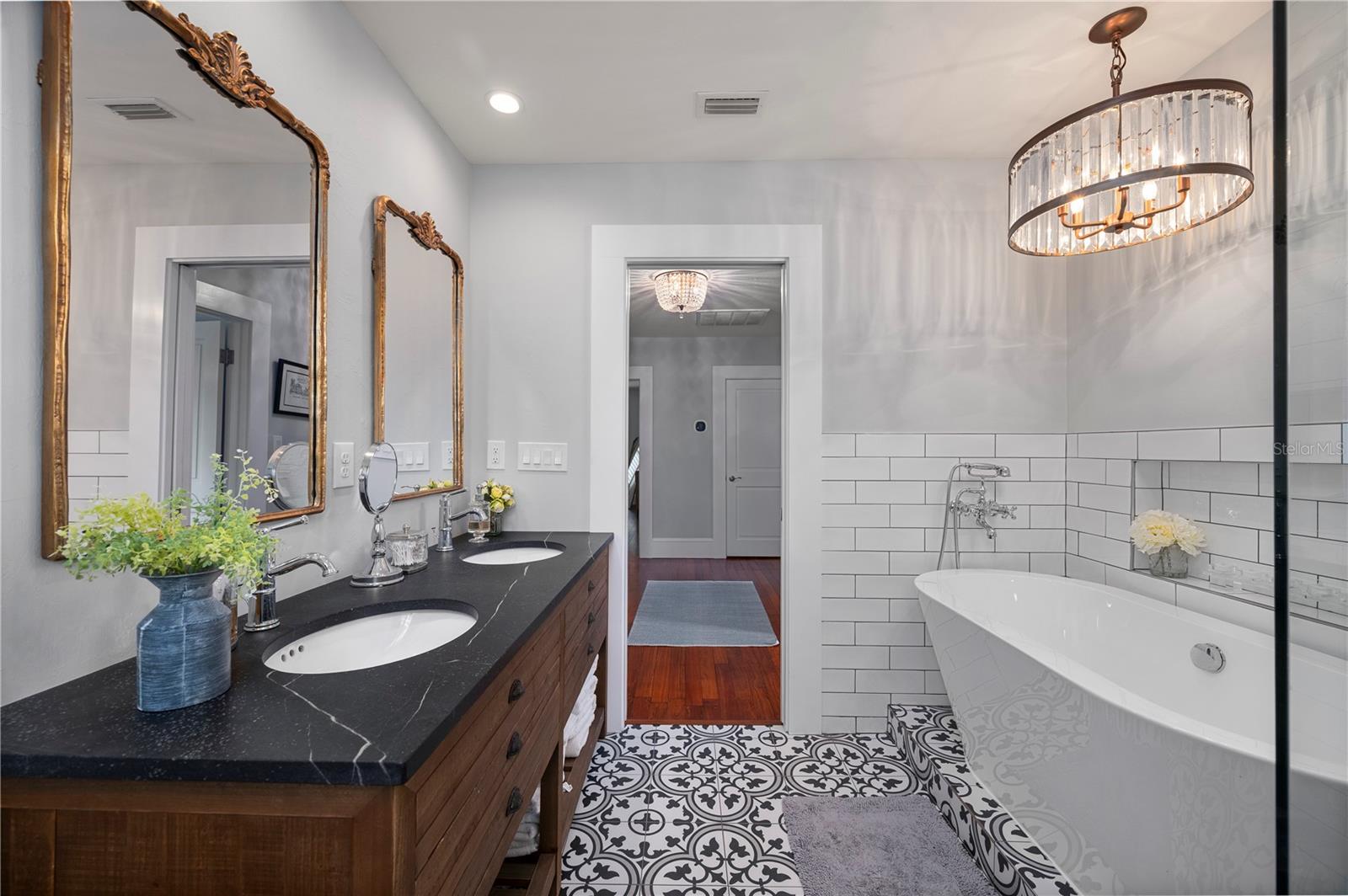 PUNTA GORDA - Residential