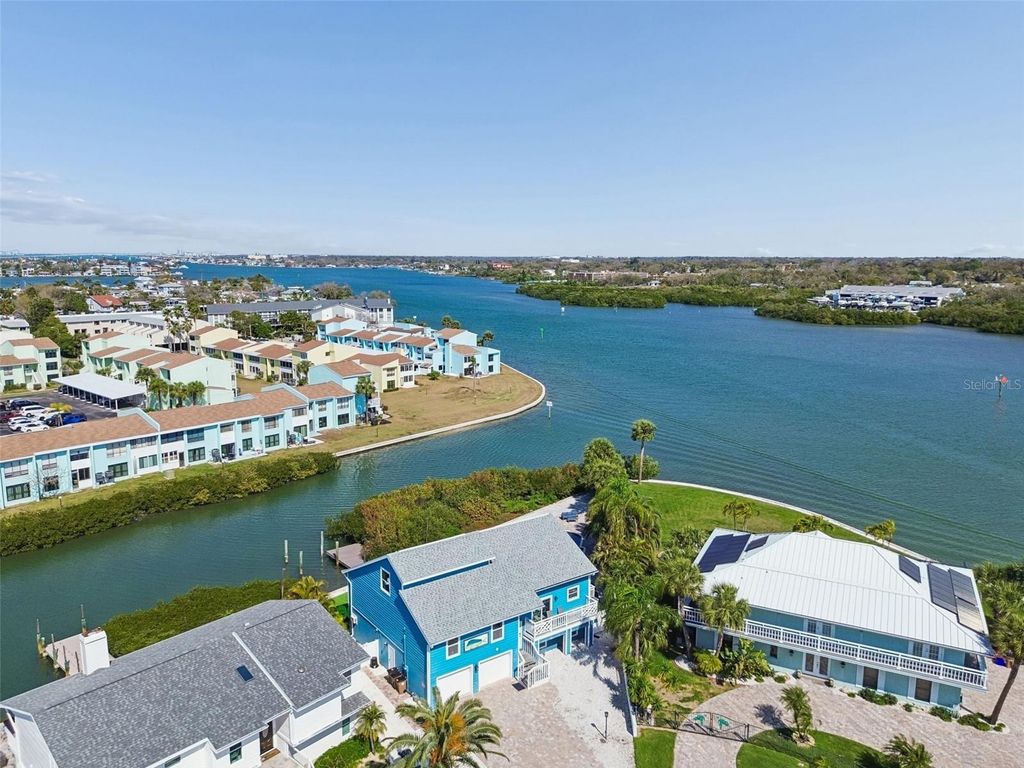 Photo of 330 6th Avenue, Indian Rocks Beach, FL 33785 (MLS # TB8478121)