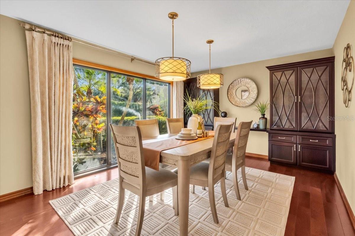 RIVERVIEW LANDINGS - Residential