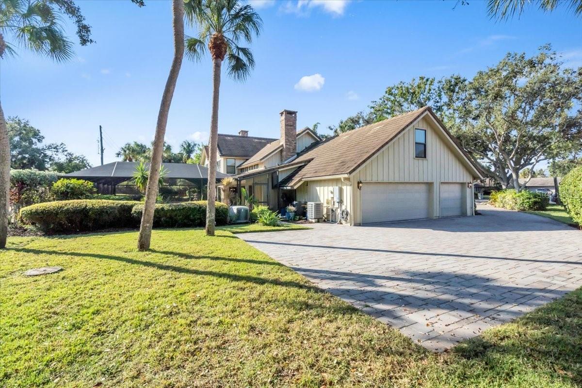 RIVERVIEW LANDINGS - Residential