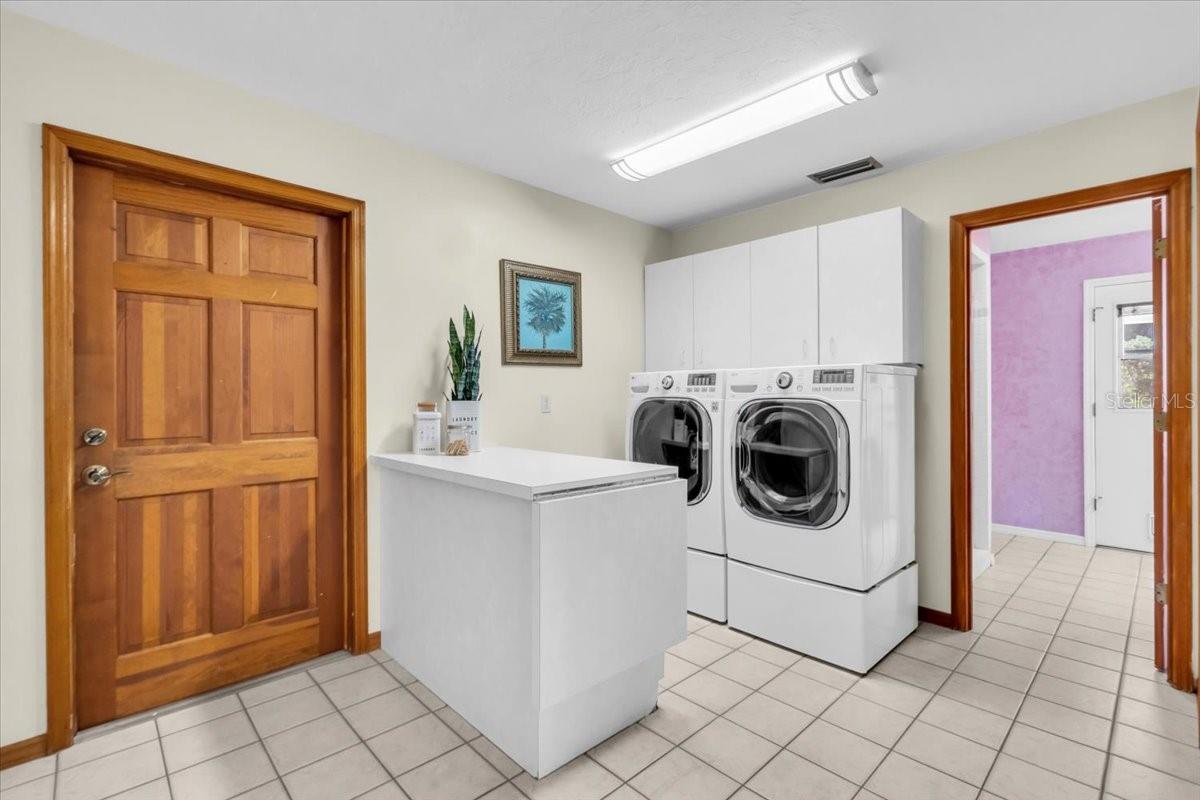 RIVERVIEW LANDINGS - Residential