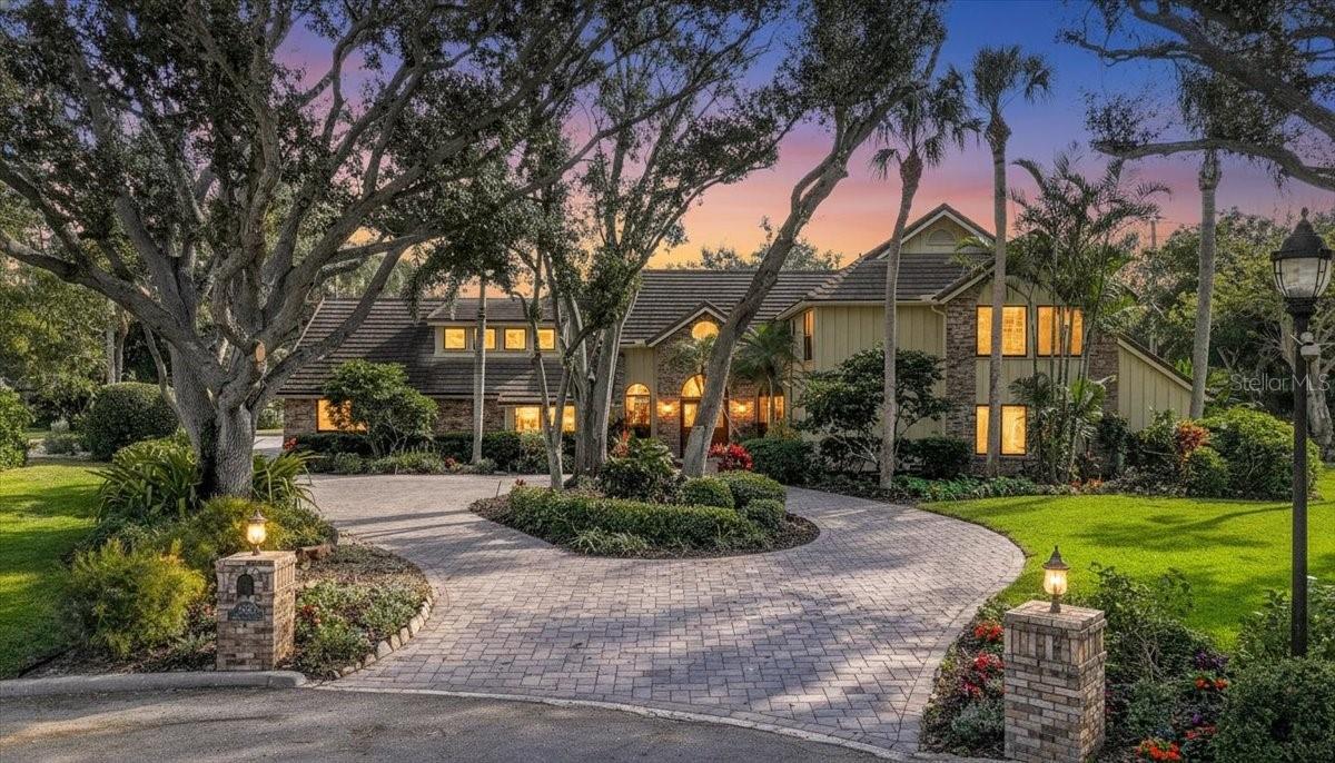 RIVERVIEW LANDINGS - Residential