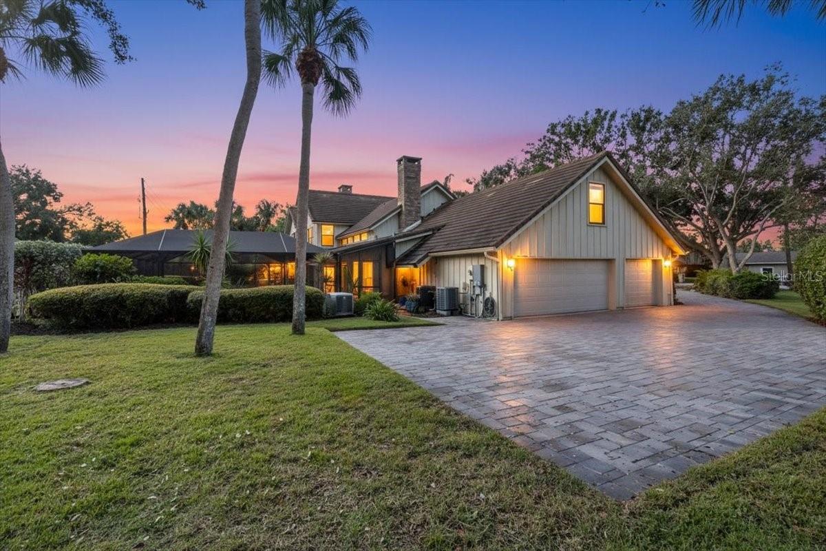 RIVERVIEW LANDINGS - Residential