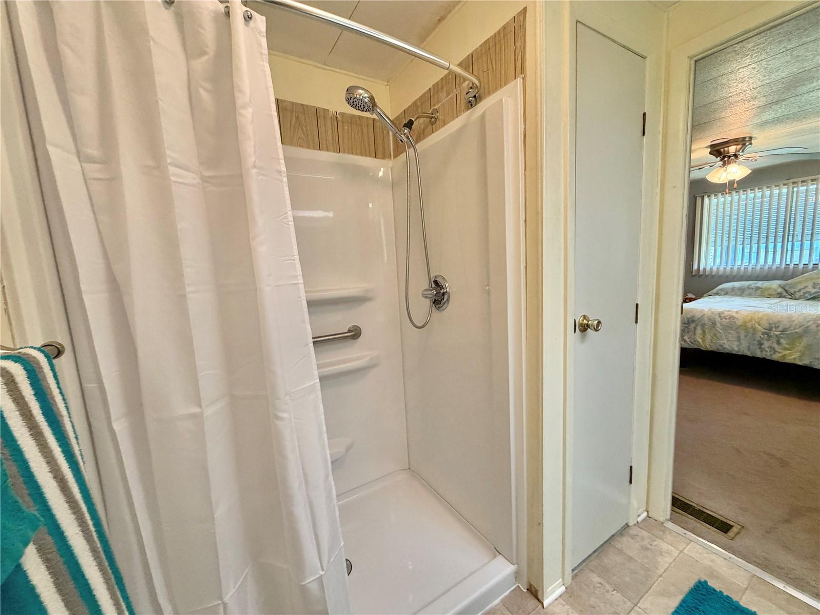 HAWTHORNE AT LEESBURG A COOP - Residential