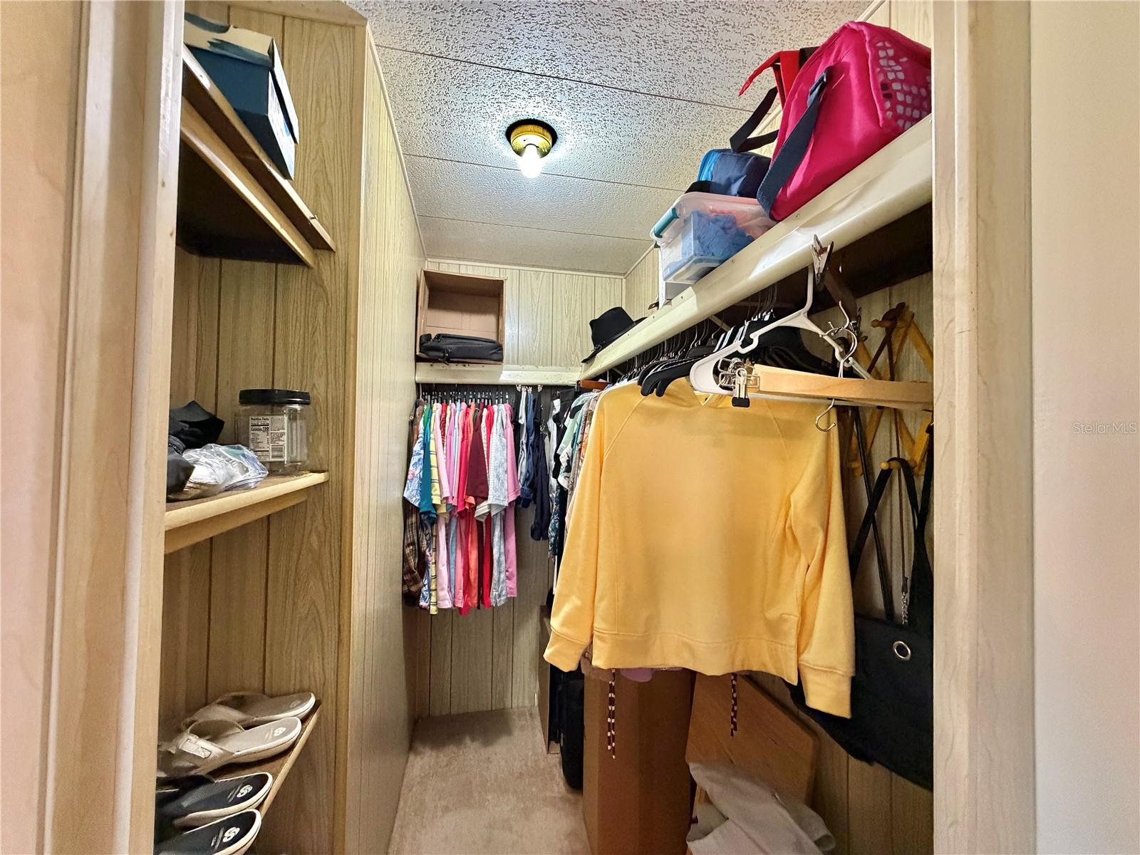 HAWTHORNE AT LEESBURG A COOP - Residential