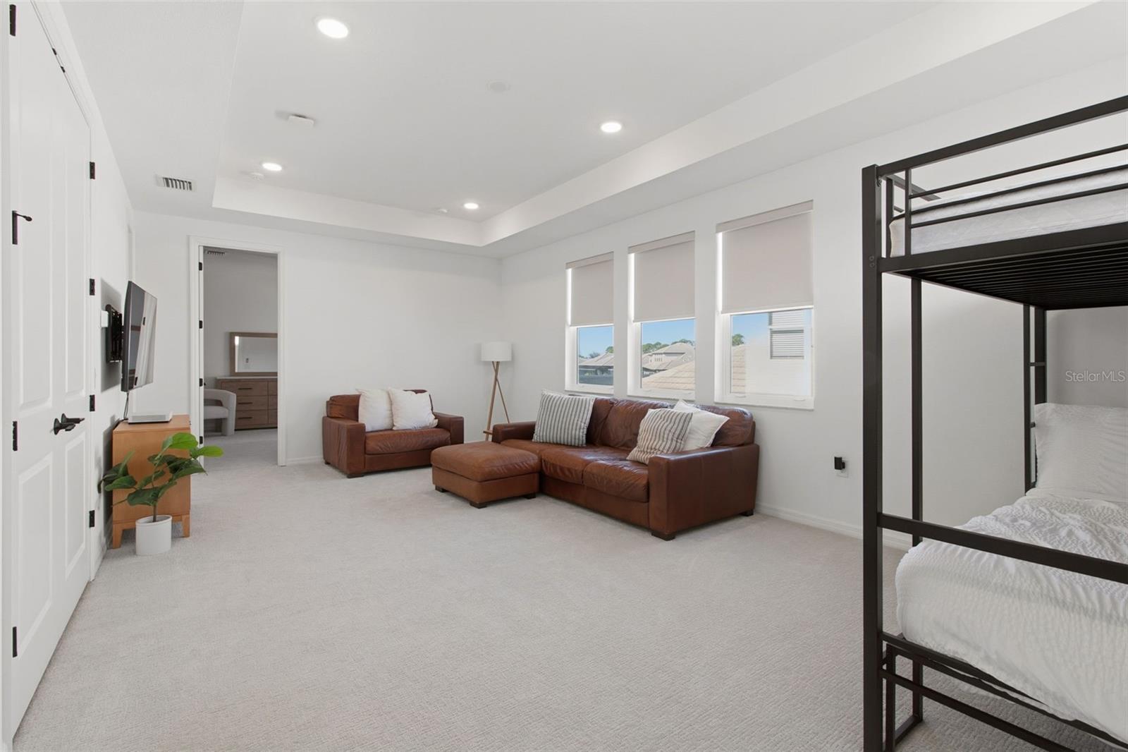 OASIS/WEST VLGS PH 2 - Residential