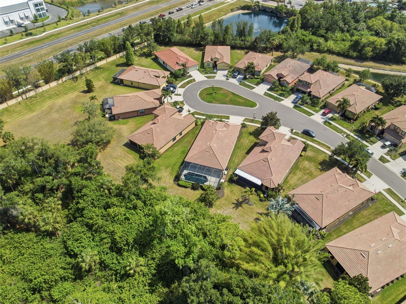 SOUTHSHORE FALLS PHASE 1 - Residential