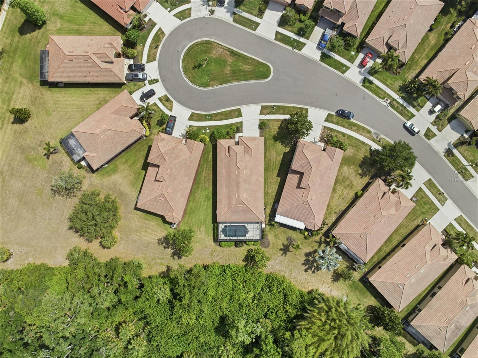 SOUTHSHORE FALLS PHASE 1 - Residential
