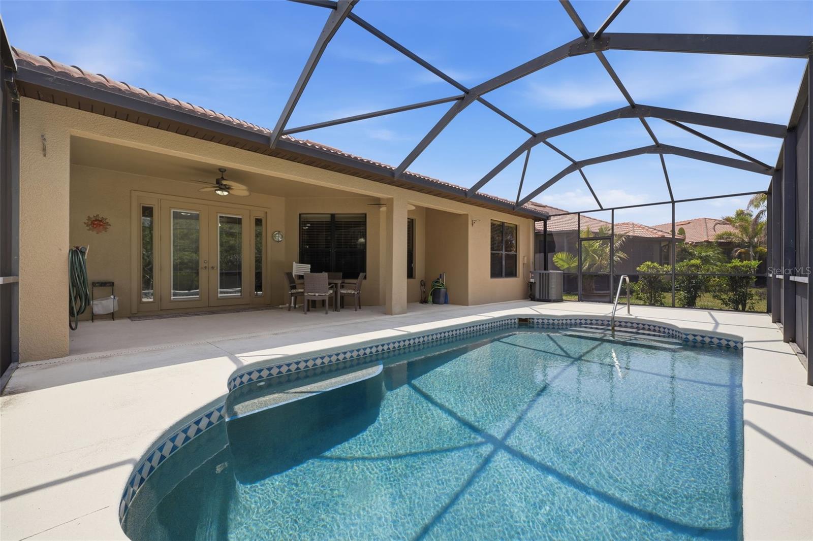 SOUTHSHORE FALLS PHASE 1 - Residential