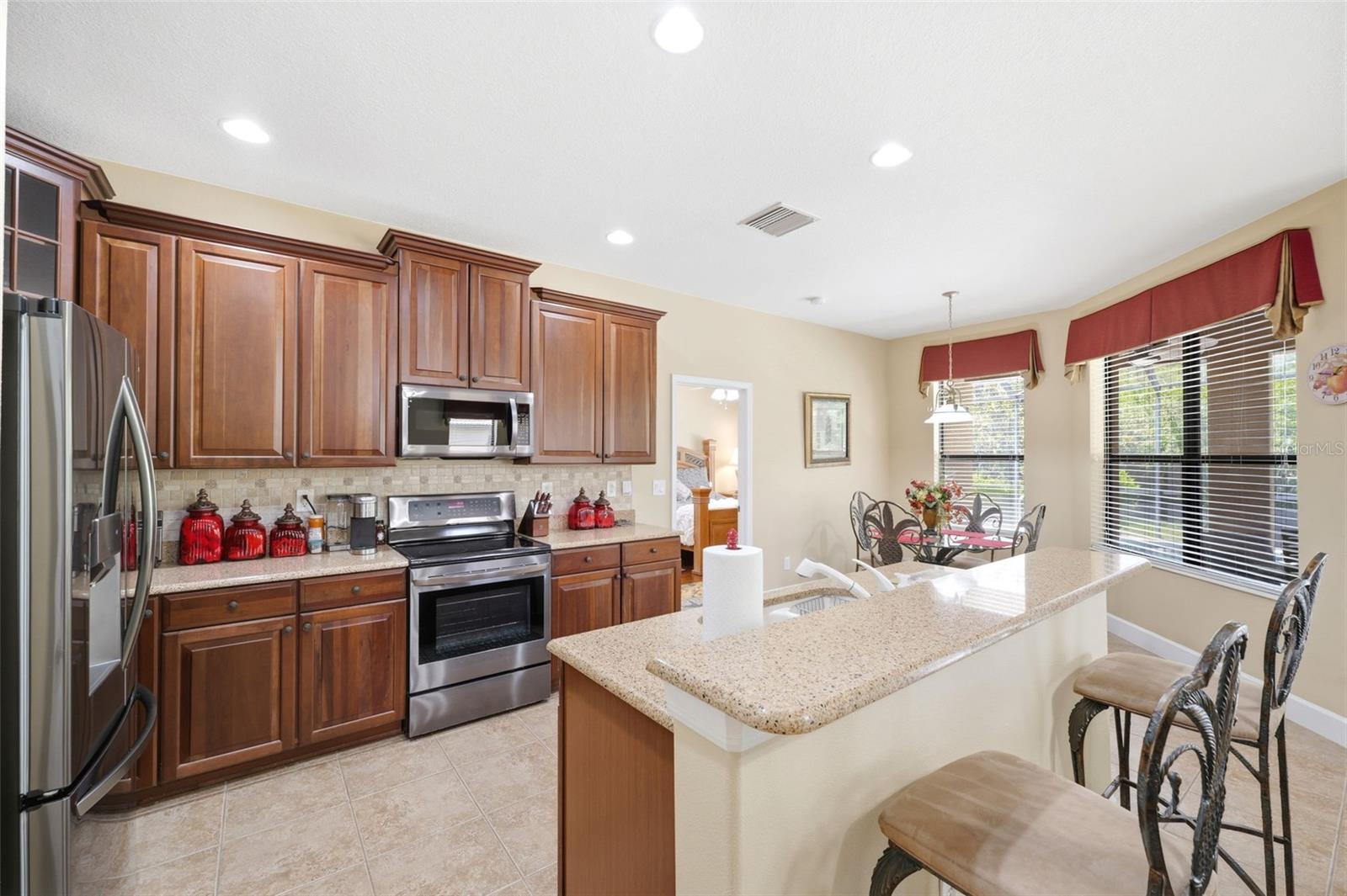 107 SILVER FALLS DR DRIVE