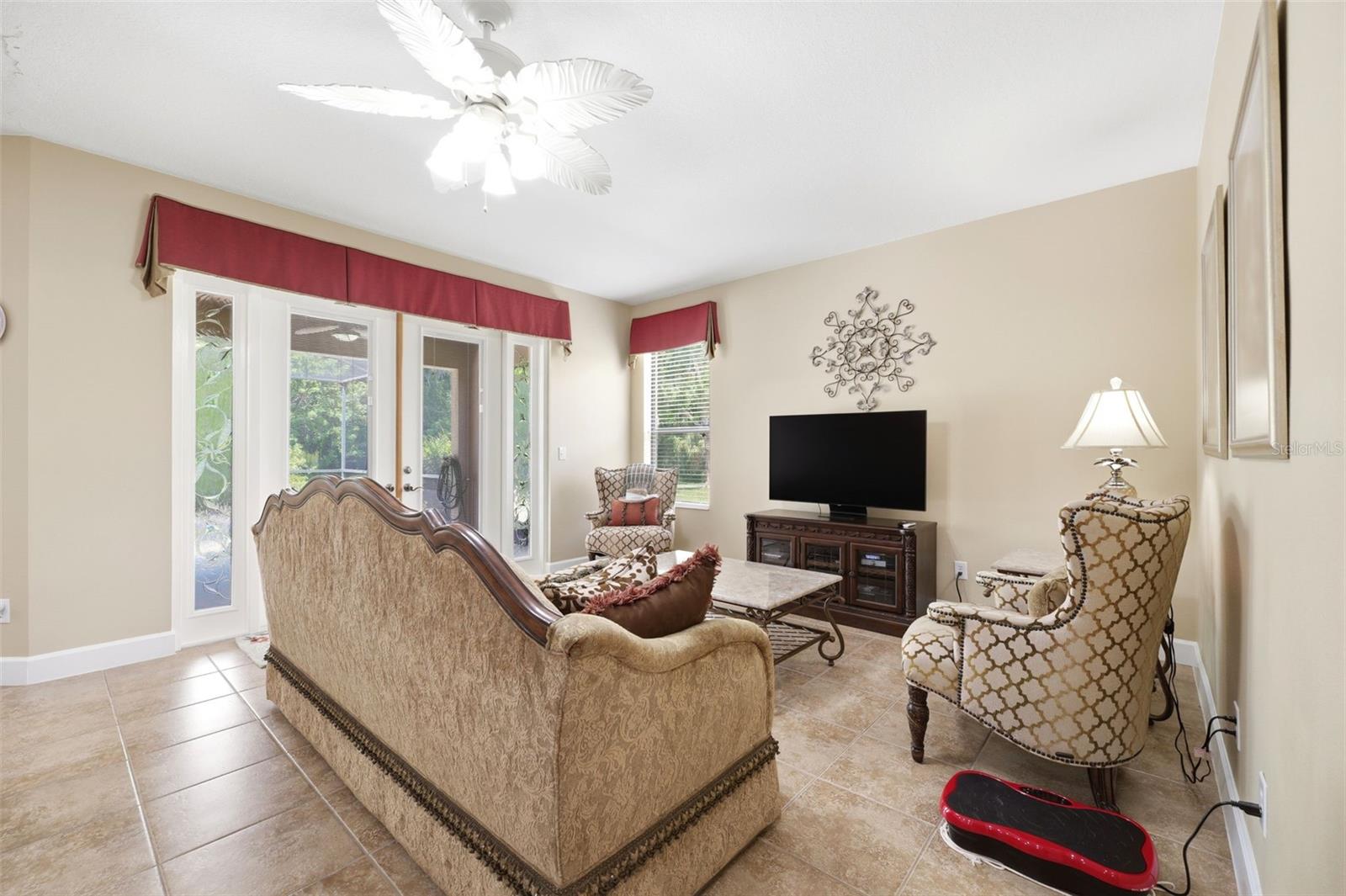 SOUTHSHORE FALLS PHASE 1 - Residential