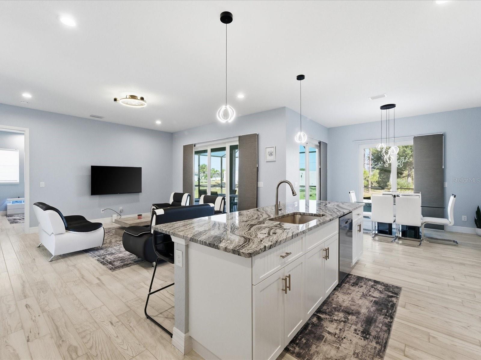 ROTONDA WEST-PINE VLY - Residential