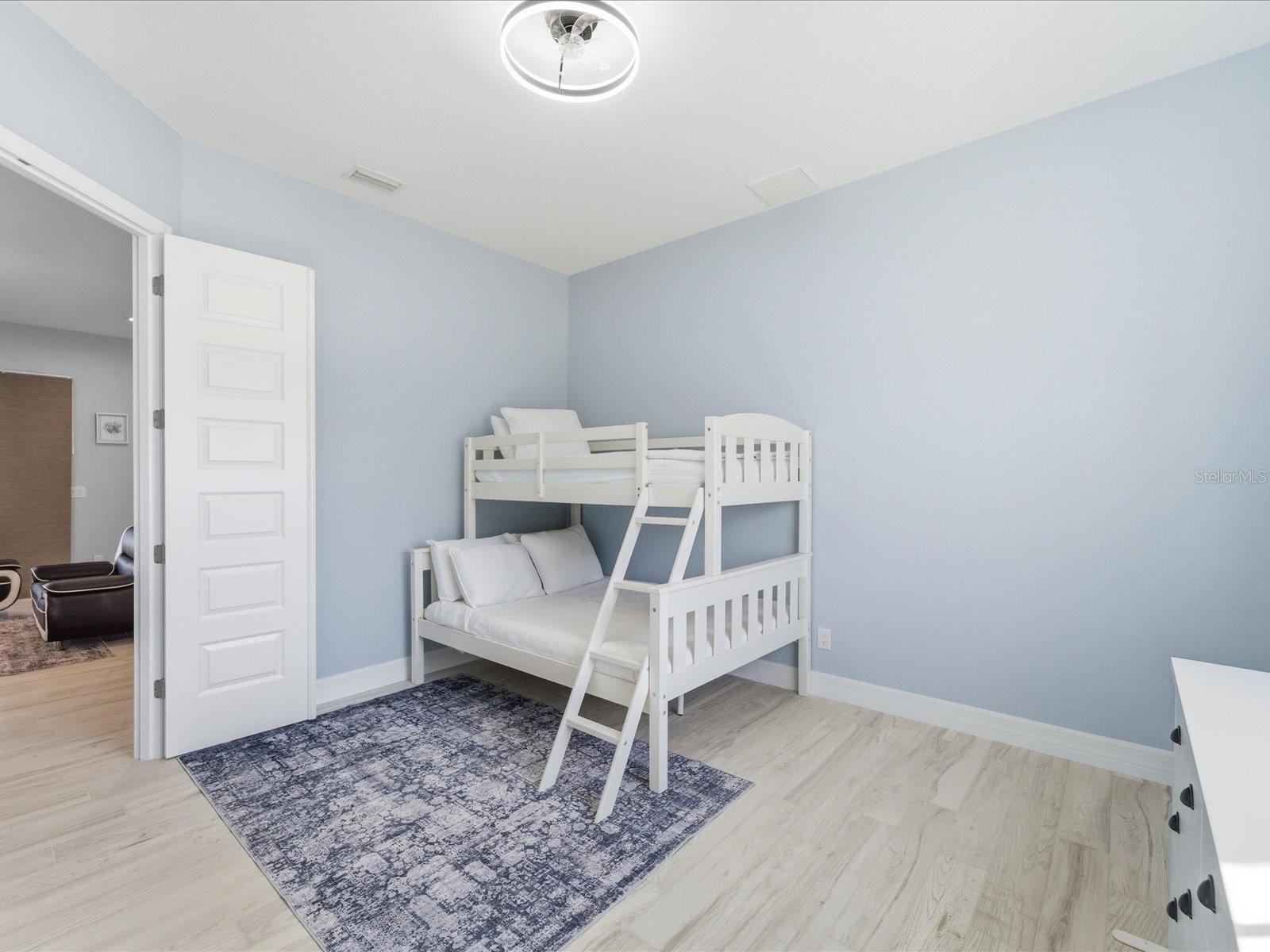 ROTONDA WEST-PINE VLY - Residential