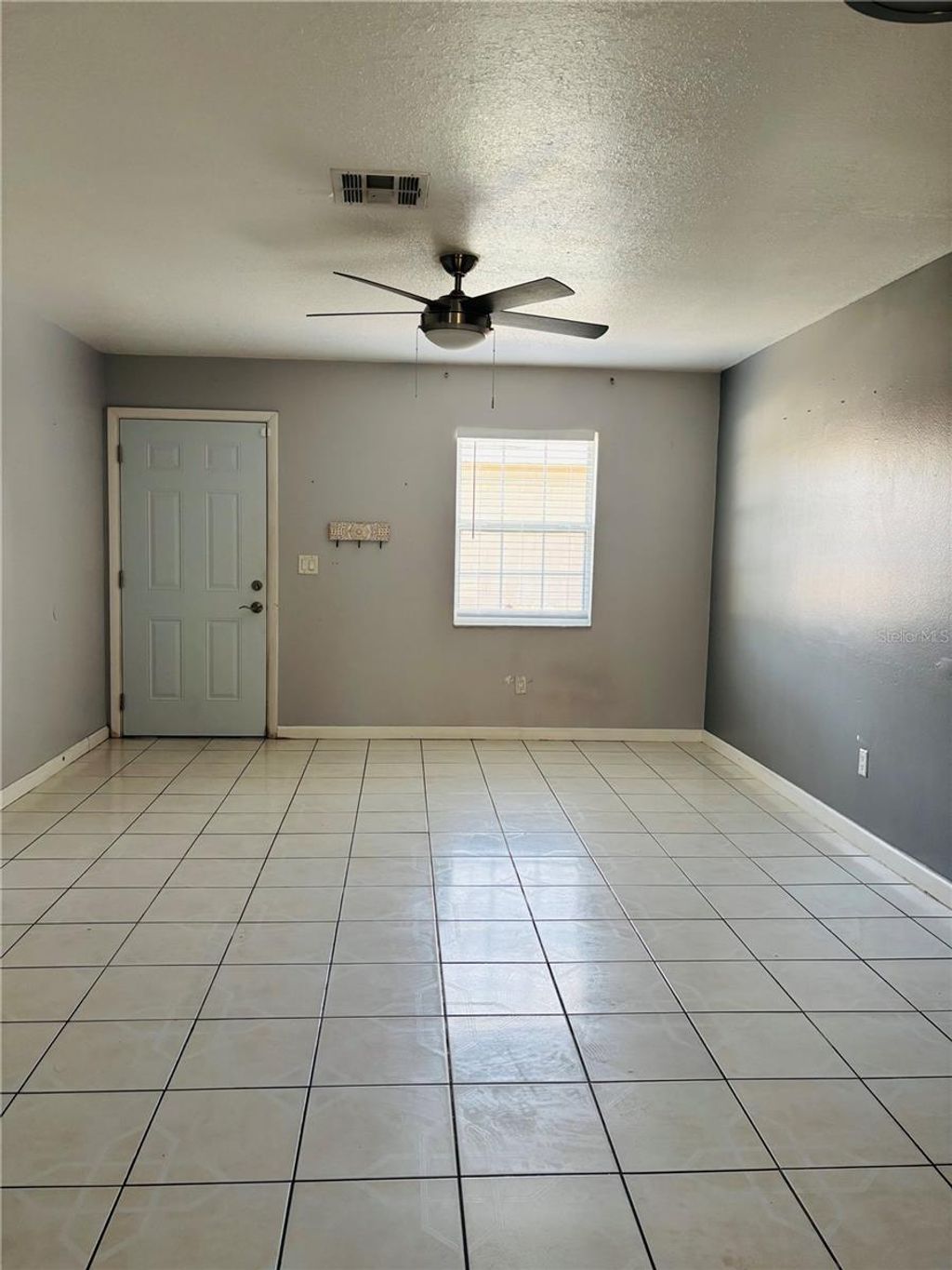 Photo of 28 Las Palmas Way, Kissimmee, FL 34743 (MLS # S5142579)