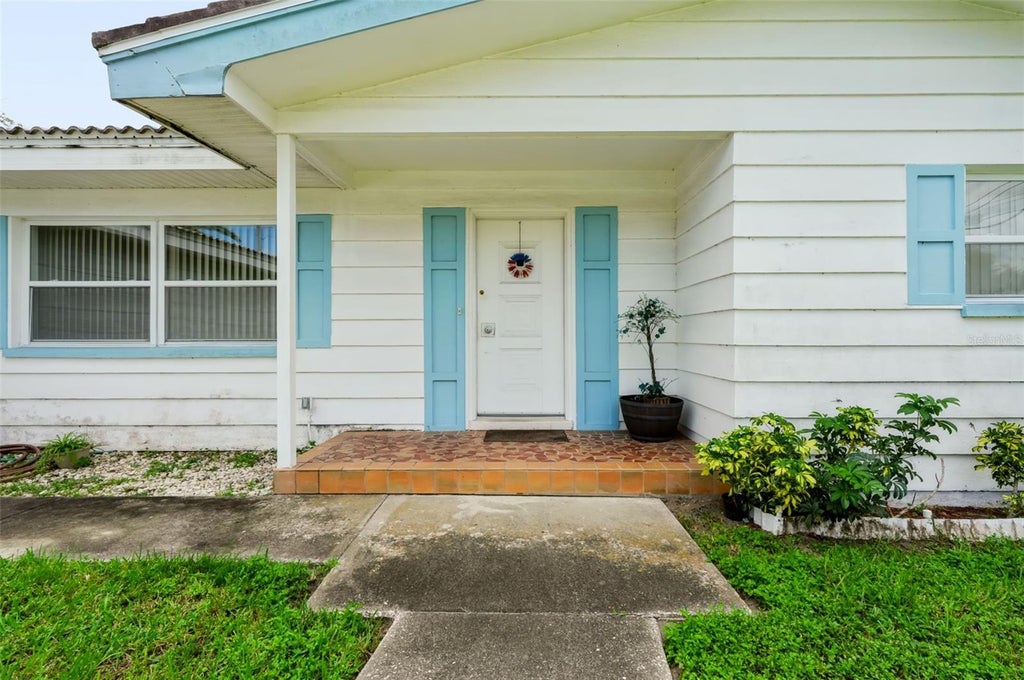 Photo of 2199 Nottingham Drive, Clearwater, FL 33764 (MLS # TB8546326)