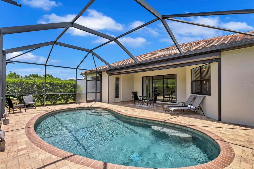 Photo of 3504 Scrub Creek Run, Bradenton, FL 34211 (MLS # A4697317)