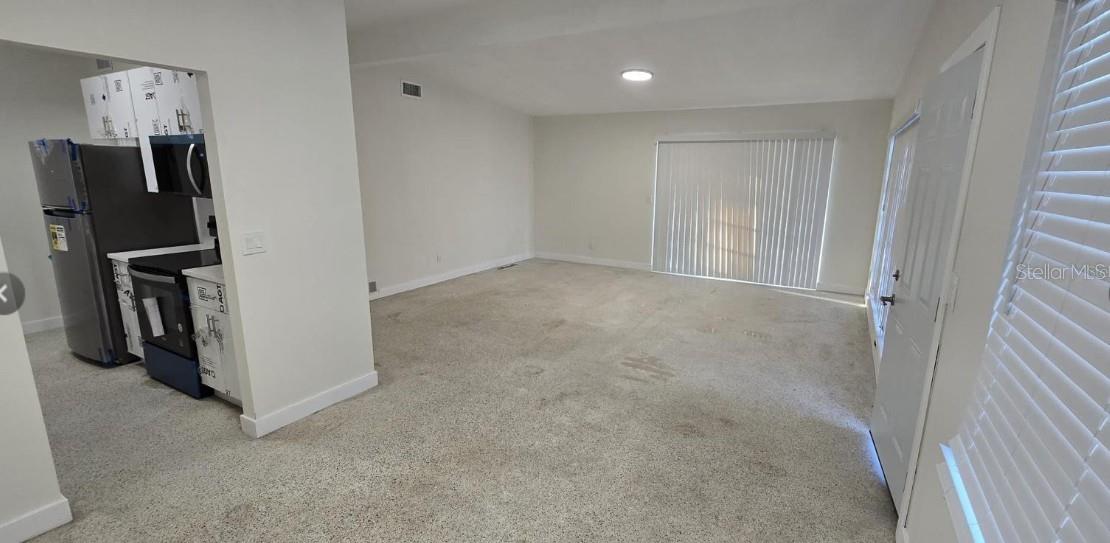 VENICE GARDENS - Residential Lease