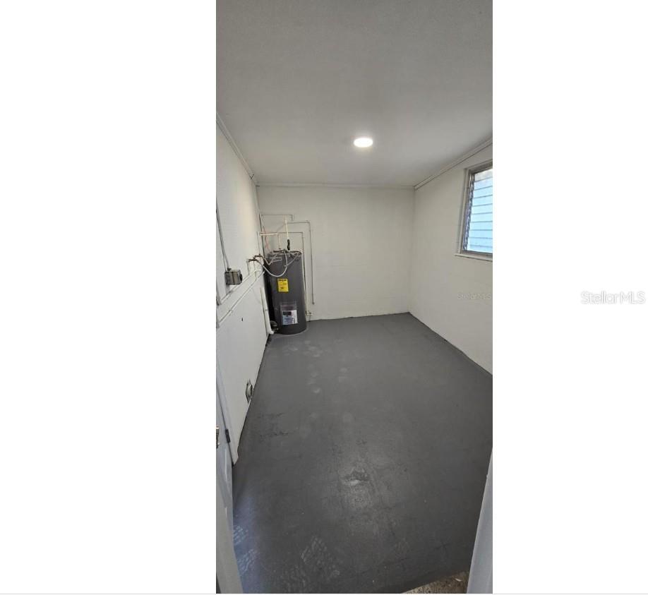 VENICE GARDENS - Residential Lease