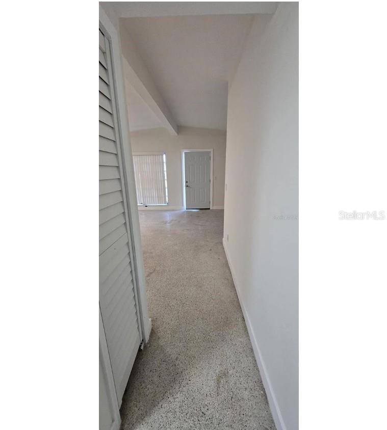 VENICE GARDENS - Residential Lease