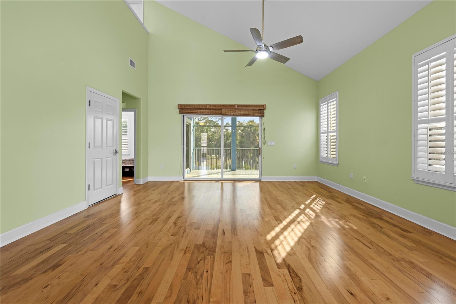 RICHEY COVE - Residential