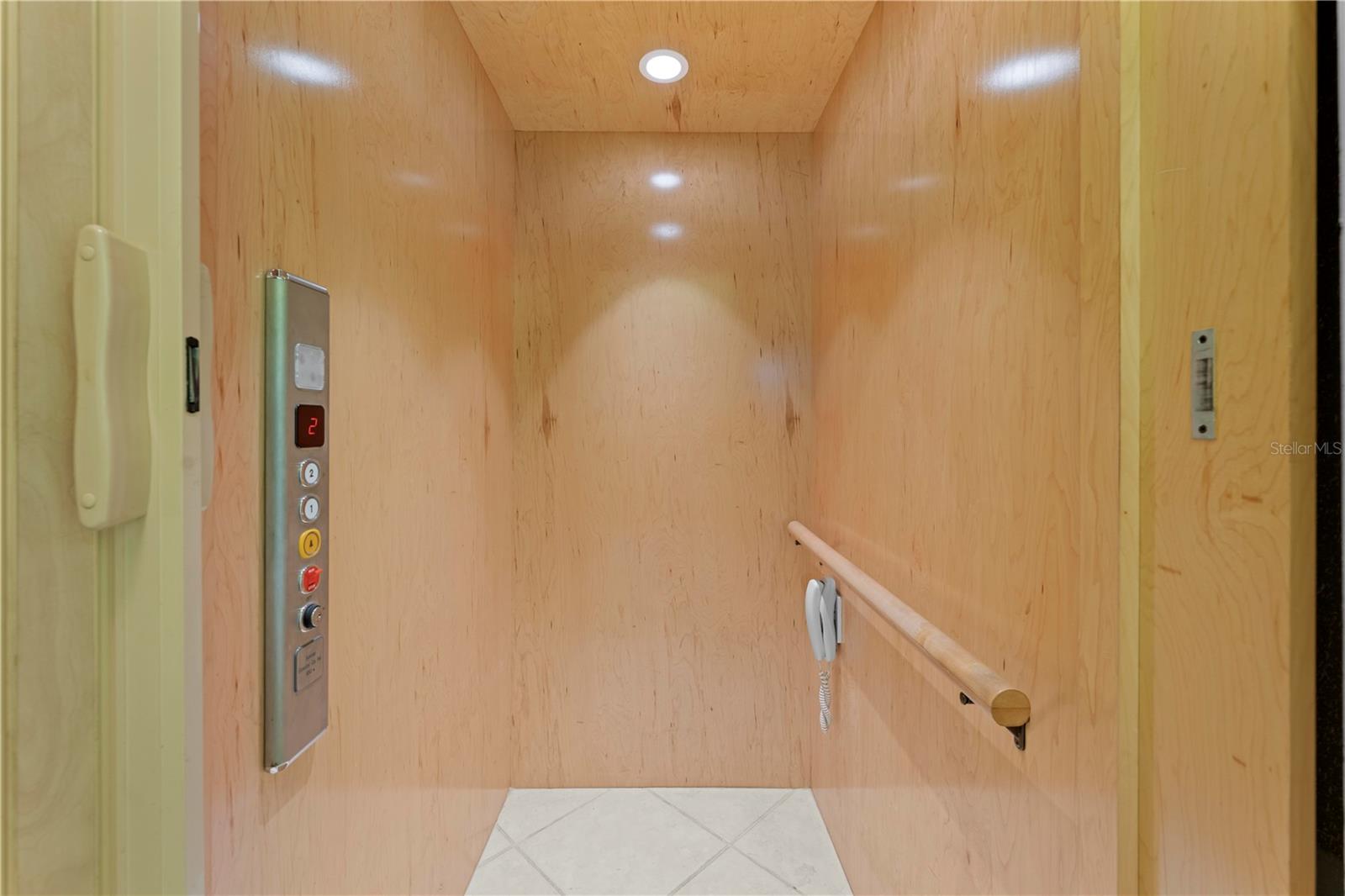 RICHEY COVE - Residential