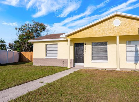 Photo of 6941 Edgefield Lane, Orlando, FL 32822 (MLS # O6365803)