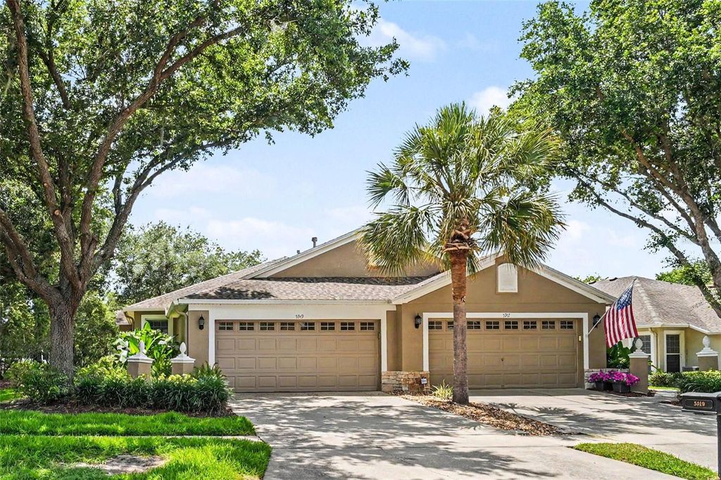 Photo of 5919 Phoebenest Drive, Lithia, FL 33547 (MLS # TB8510789)