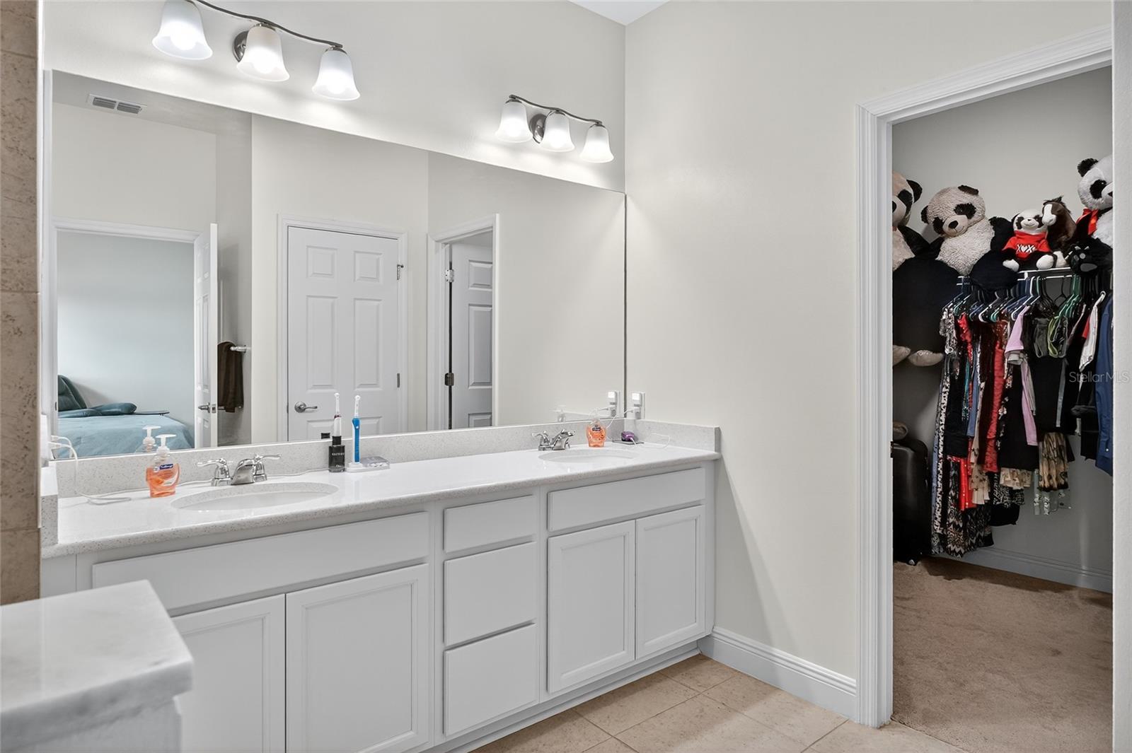 LAKES/ST SEBASTIAN PRESERVE PH - Residential