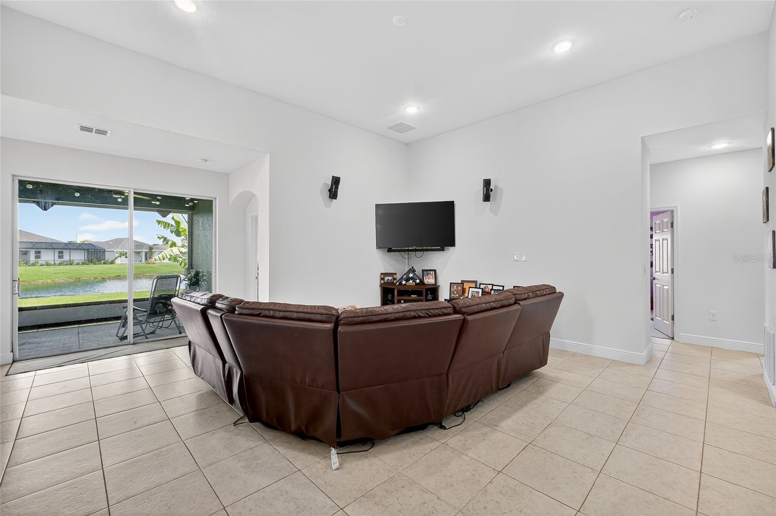 LAKES/ST SEBASTIAN PRESERVE PH - Residential