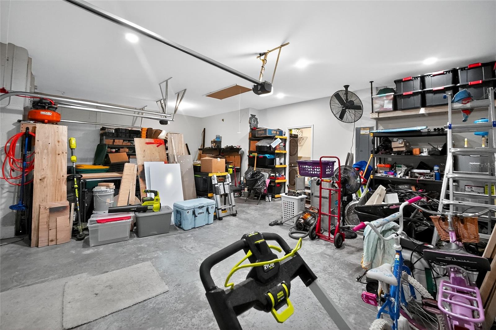 LAKES/ST SEBASTIAN PRESERVE PH - Residential