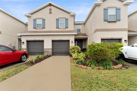 Townhouse in TAMPA FL 8126 MUDDY PINES PLACE.jpg