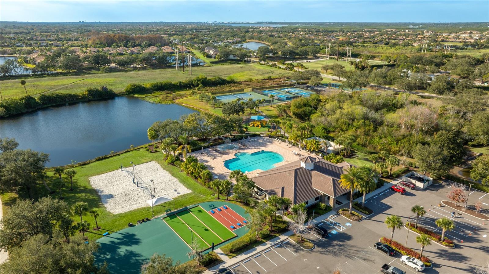 STONEYBROOK AT HERITAGE HARBOUR - Residential