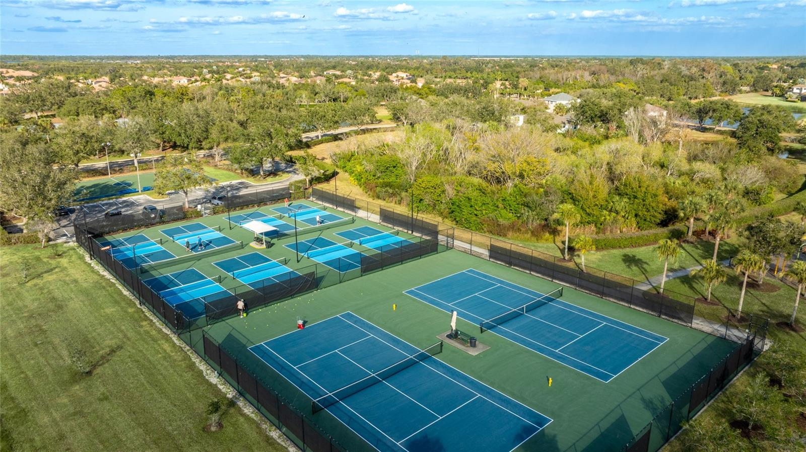 STONEYBROOK AT HERITAGE HARBOUR - Residential