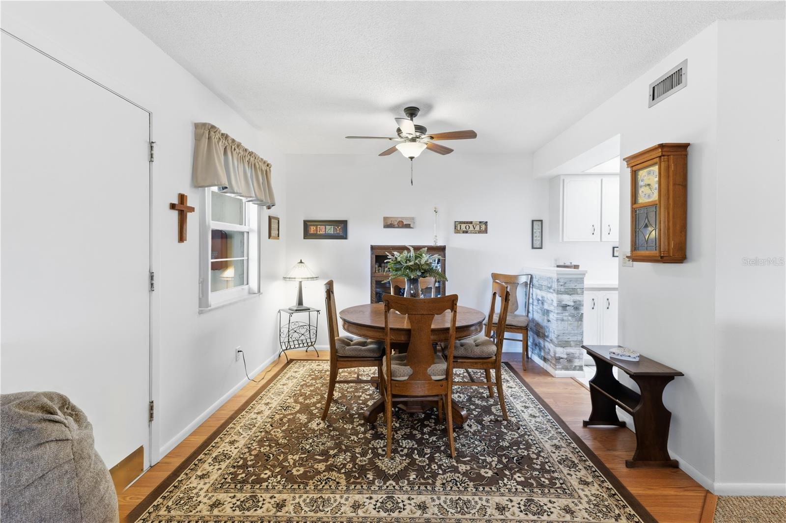 72 BOUNDARY BOULEVARD 210