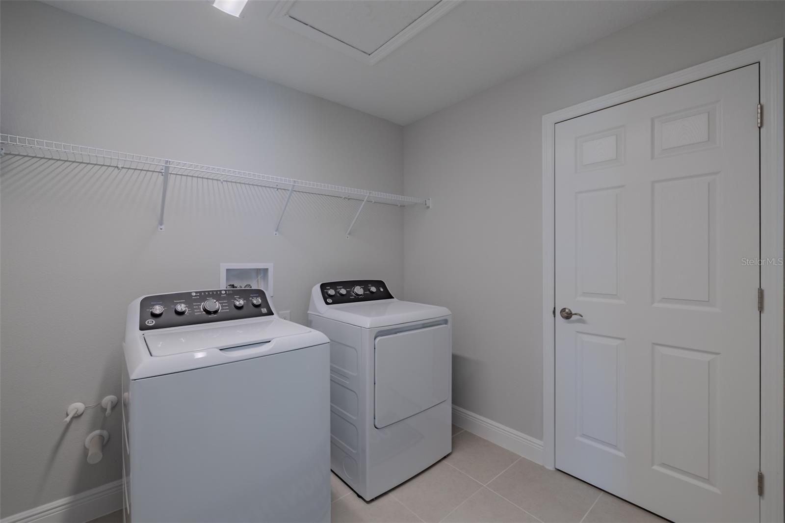 HINTON HAWKSTONE PH 1A2 - Residential