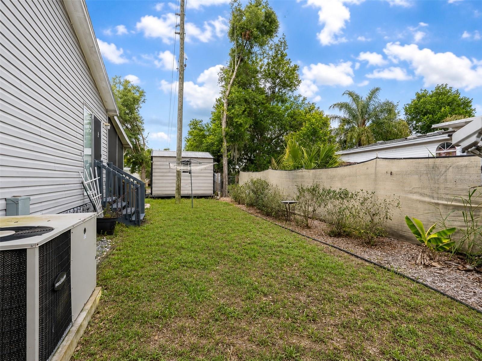 SHANGRI LA SHORES - Residential