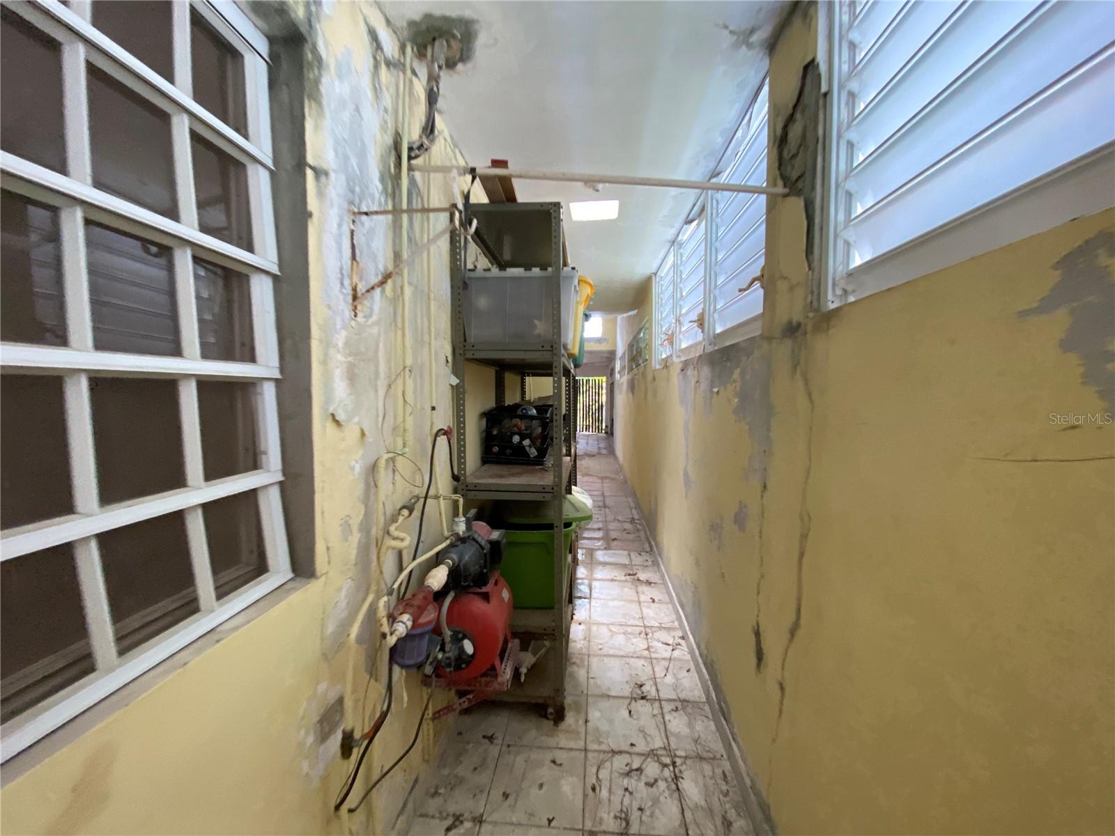 BARRIO MIRADERO - ALTURAS DE MAYAGUEZ - Residential