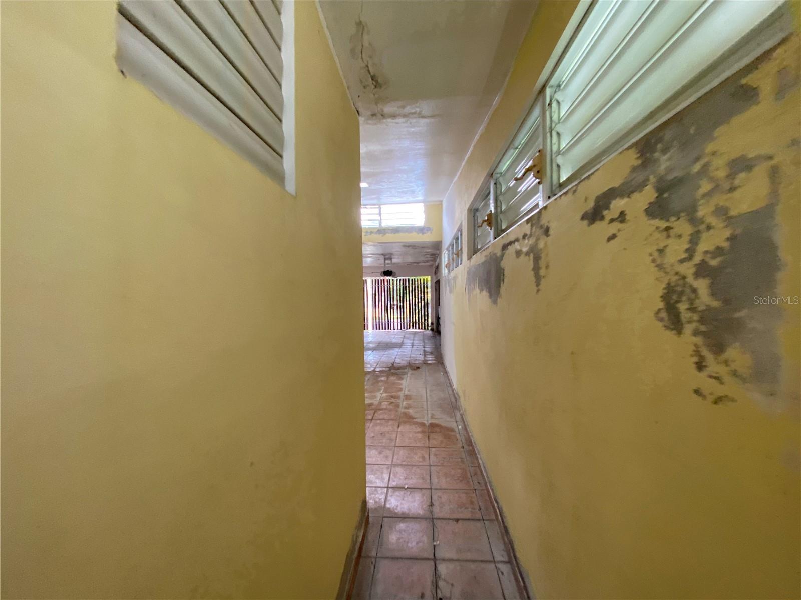 BARRIO MIRADERO - ALTURAS DE MAYAGUEZ - Residential